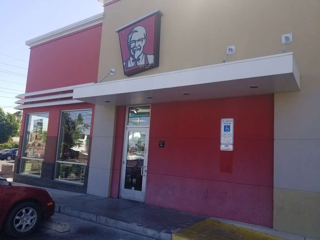 KFC | 2902 N 7th Ave, Phoenix, AZ 85013, USA | Phone: (480) 646-4876