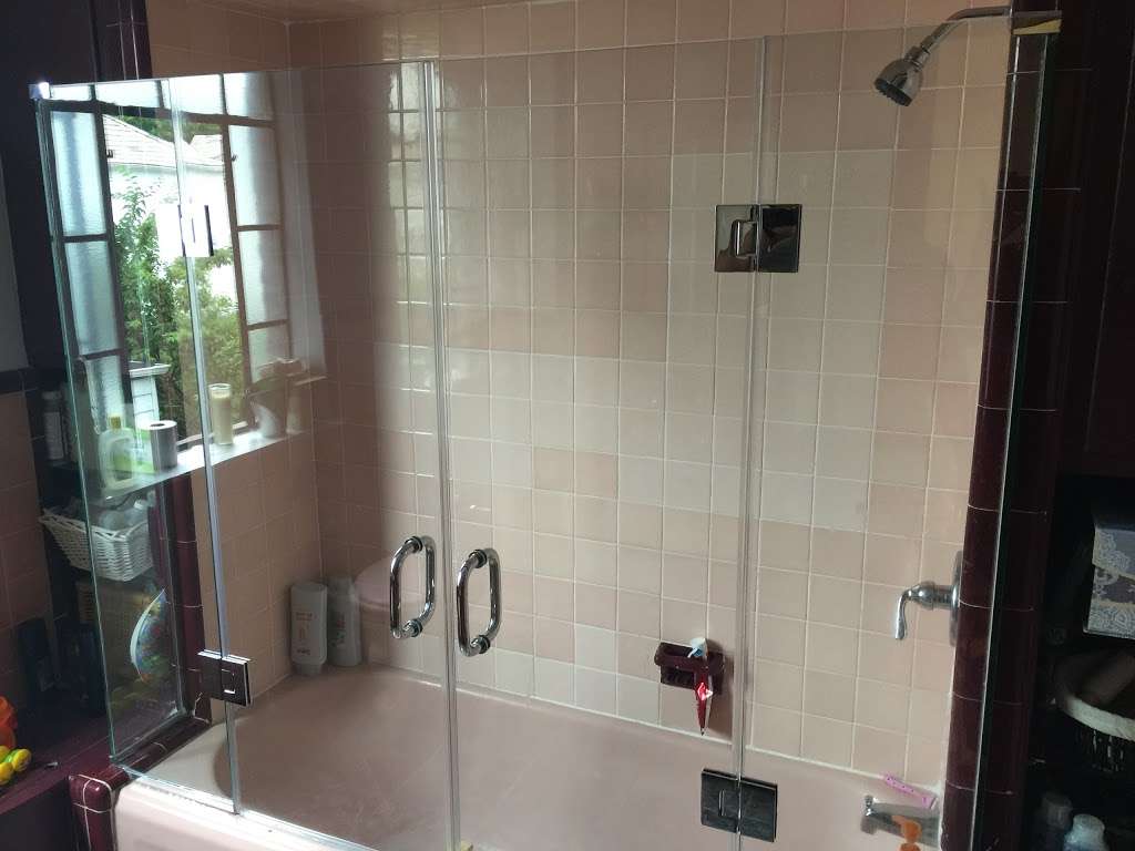 Custom Frameless Shower Doors | 42 Farm Rd, Middletown, NJ 07748 | Phone: (347) 476-2318