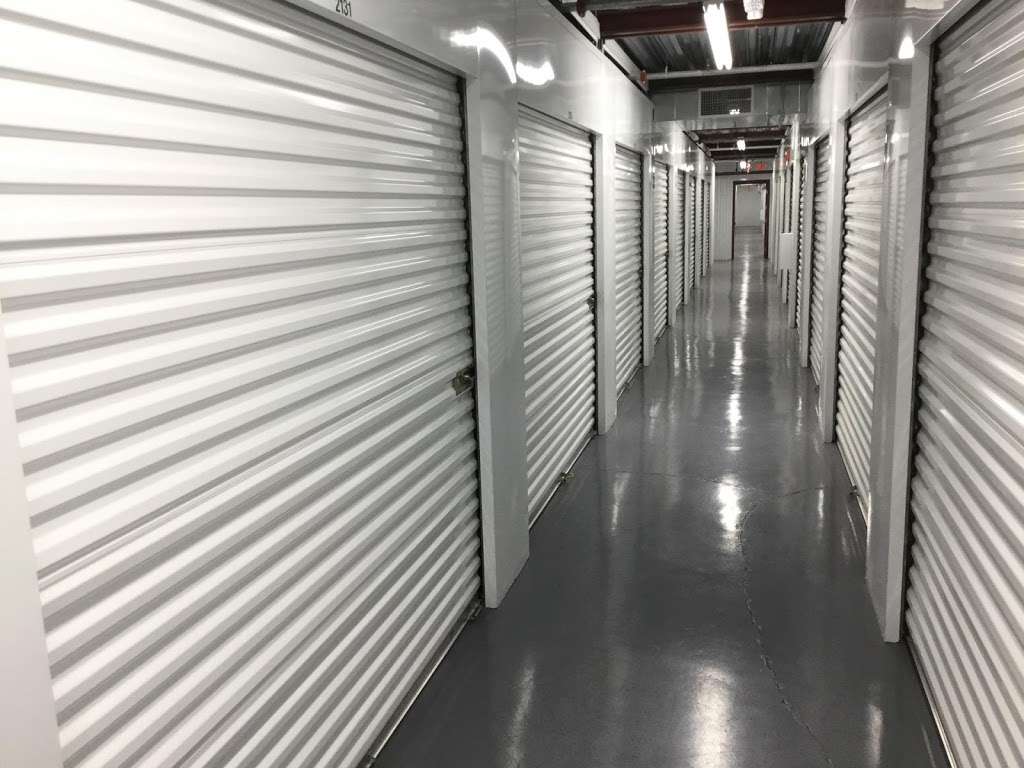 Life Storage | 2402 Atchley Dr, Henderson, NV 89052, USA | Phone: (725) 666-2673