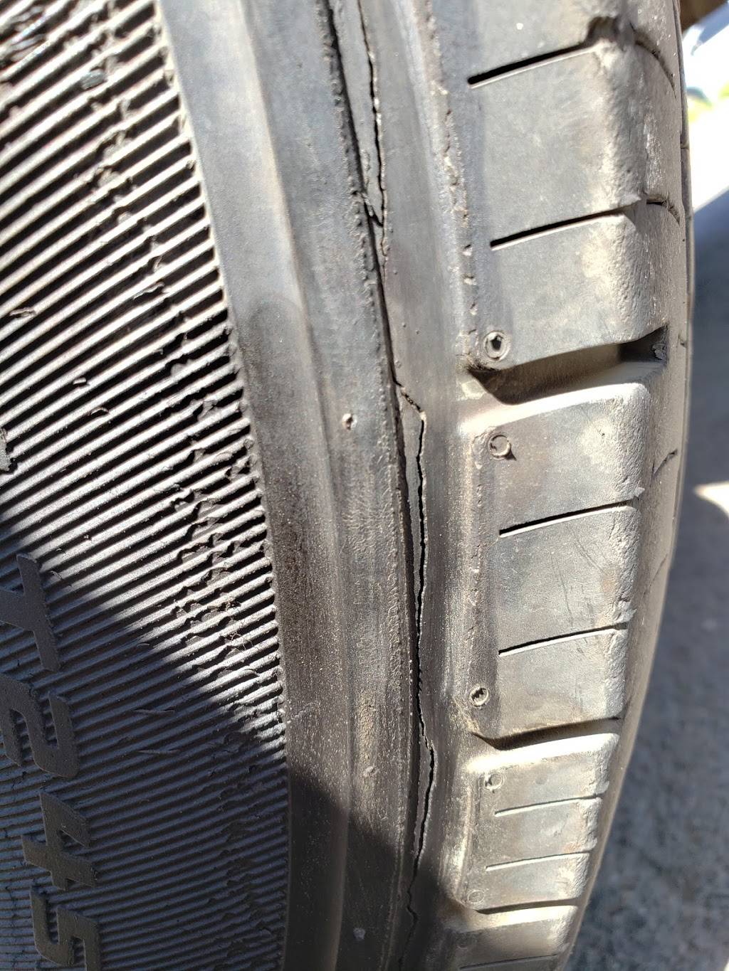 Sacramento Rim Repair | 6832 26th St #2, Rio Linda, CA 95673, USA | Phone: (916) 275-3704