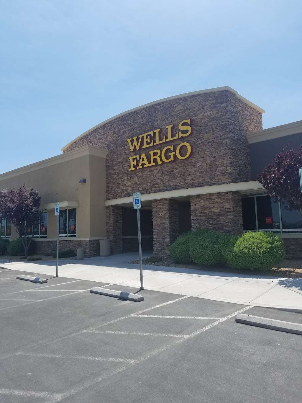 Wells Fargo Bank | 10475 S Decatur Blvd, Las Vegas, NV 89141 | Phone: (702) 492-3840