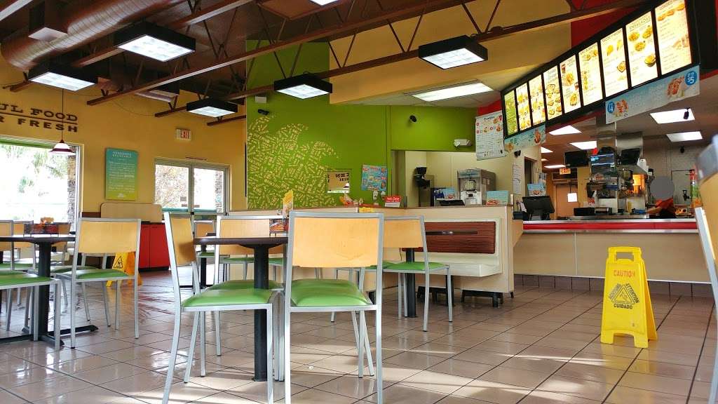 Del Taco | 11344 Telegraph Rd, Santa Fe Springs, CA 90670, USA | Phone: (562) 929-9223