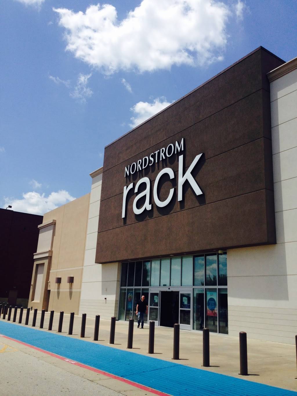 Nordstrom Rack The Parks at Arlington Mall | 3865 S Cooper St, Arlington, TX 76015, USA | Phone: (817) 664-3030