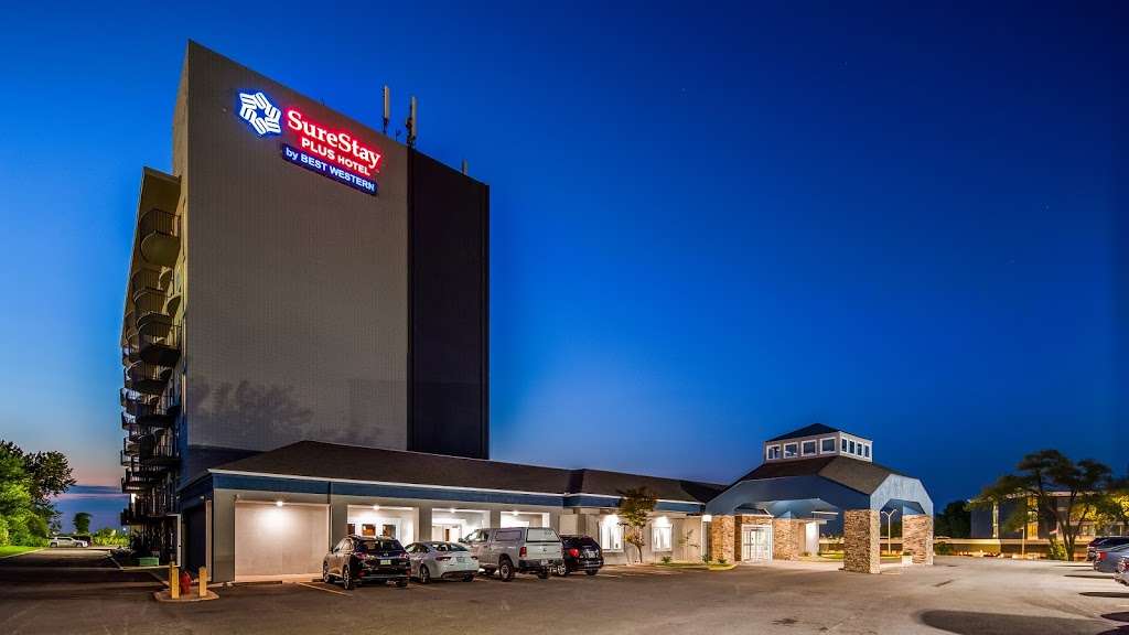 SureStay Plus Hotel by Best Western Kansas City Airport | 11828 NW Plaza Cir, Kansas City, MO 64153 | Phone: (816) 464-2423