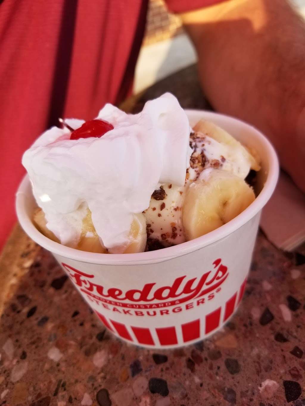 Freddys Frozen Custard & Steakburgers | 28 S Gateway Dr, Fredericksburg, VA 22406, USA | Phone: (540) 370-8140