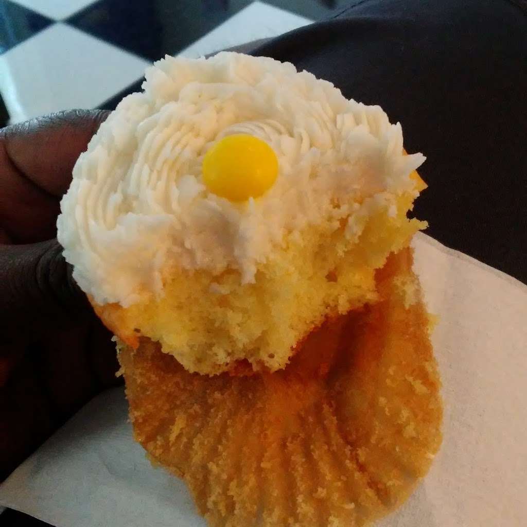 Mocha Joy Cakes | 1670 Rigsby Ave, San Antonio, TX 78210, USA | Phone: (210) 215-4034