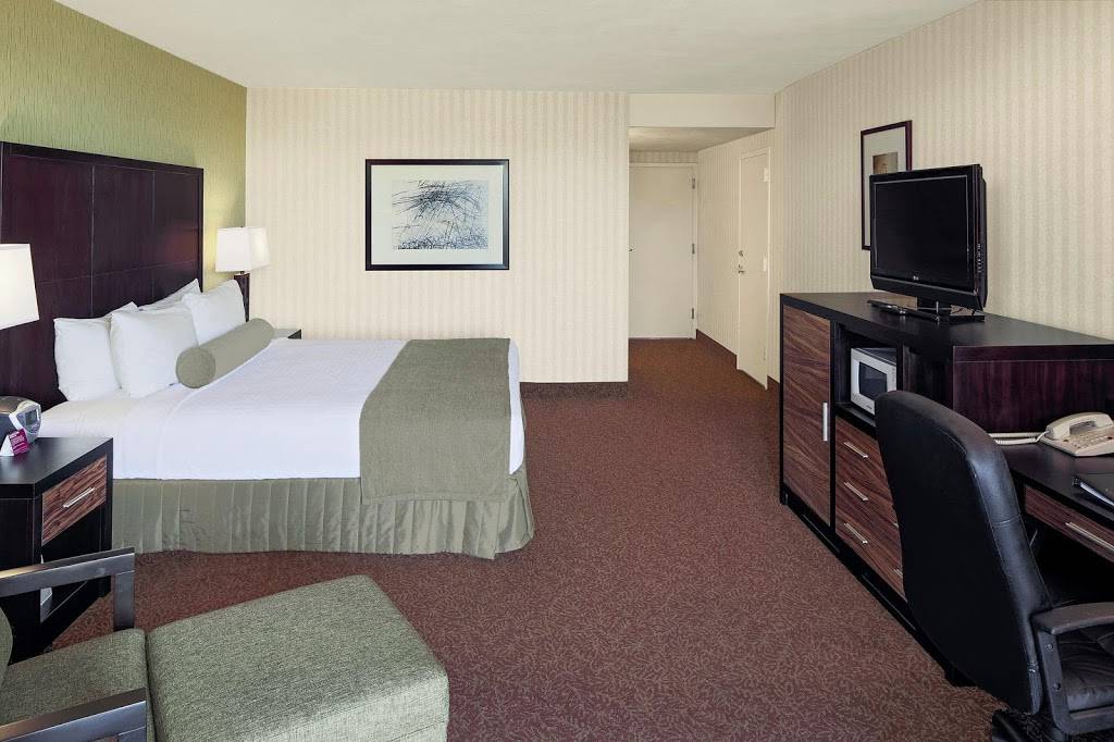 Crowne Plaza San Diego - Mission Valley | 2270 Hotel Cir N, San Diego, CA 92108, USA | Phone: (619) 297-1101