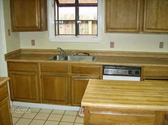 Kitchen And Bath refinishing | 1000 Jackson Keller Rd, San Antonio, TX 78213, USA | Phone: (210) 858-6207