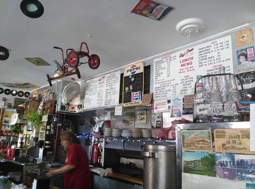 Rays Diner | 231 E Broadway St, Excelsior Springs, MO 64024, USA | Phone: (816) 637-3432