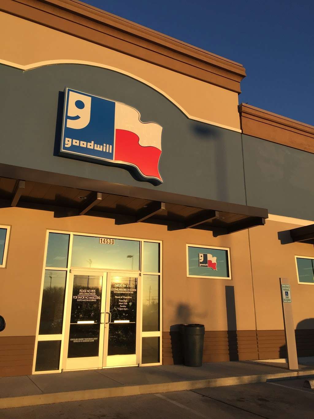 Goodwill Houston Select Stores | 14530 FM 2100, Crosby, TX 77532 | Phone: (713) 970-1679