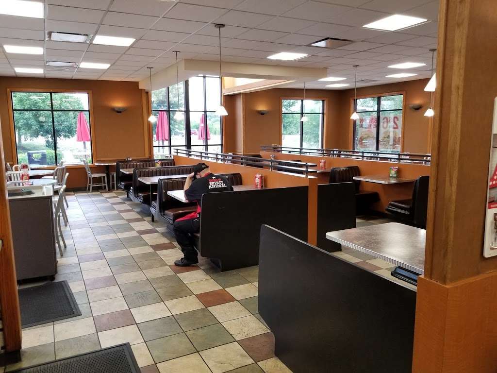 Arbys | 1 S Hedge Ln Ct, Paola, KS 66071, USA | Phone: (913) 294-2504