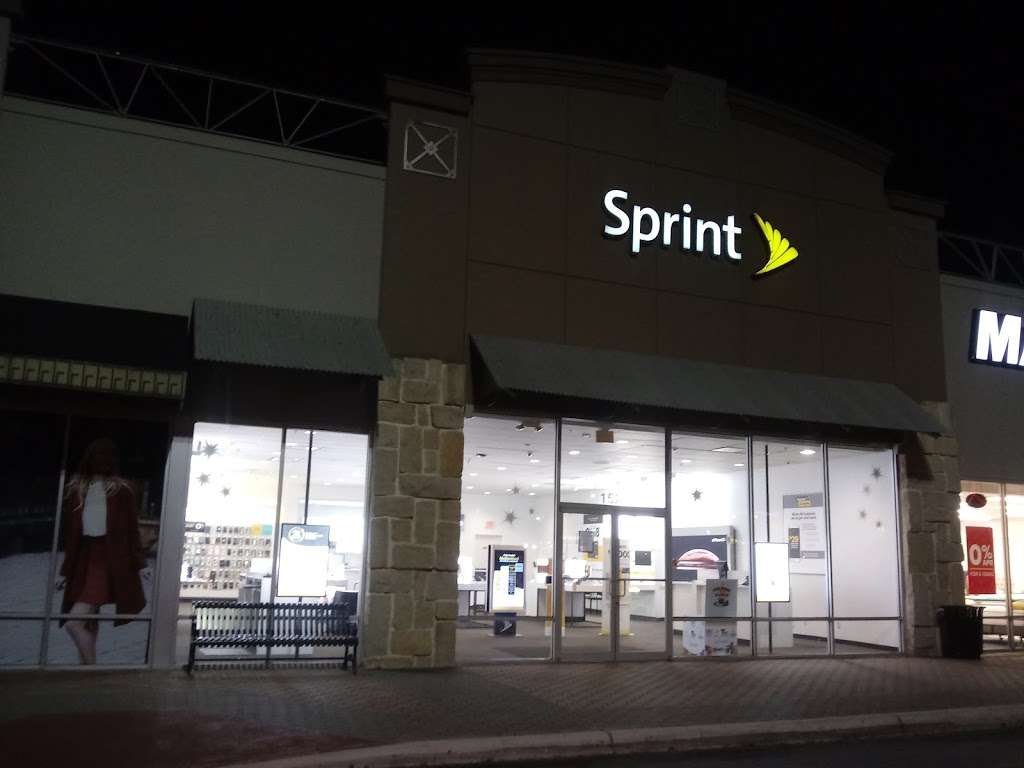 Sprint Store | 255 E Basse Rd Ste 1524, San Antonio, TX 78209, USA | Phone: (210) 832-5300