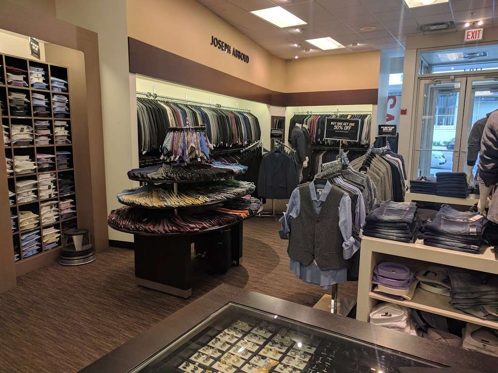 Mens Wearhouse | 1104 S Canal St, Chicago, IL 60607 | Phone: (312) 583-0335