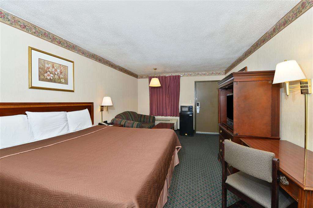 Americas Best Value Inn - Fredericksburg North | 605 Warrenton Rd, Fredericksburg, VA 22406 | Phone: (540) 371-6300