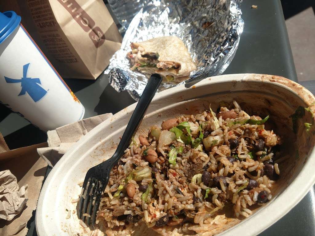 Chipotle Mexican Grill | 20851 N Scottsdale Rd Ste 101, Scottsdale, AZ 85255, USA | Phone: (480) 397-4092