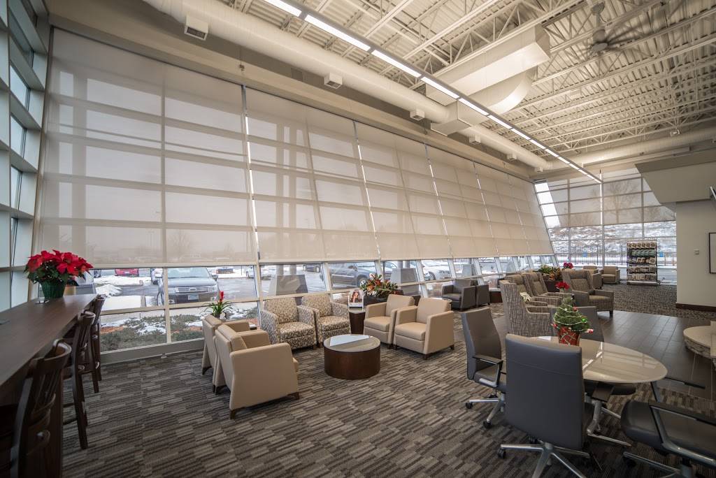 Signature Flight Support MSP - Minneapolis St. Paul Intl Airpor | 3800 E 70th St, Minneapolis, MN 55450, USA | Phone: (612) 726-5700