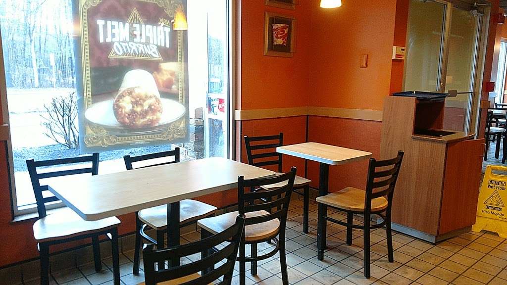 Taco Bell | 282 Washington St, Hudson, MA 01749, USA | Phone: (978) 567-0646