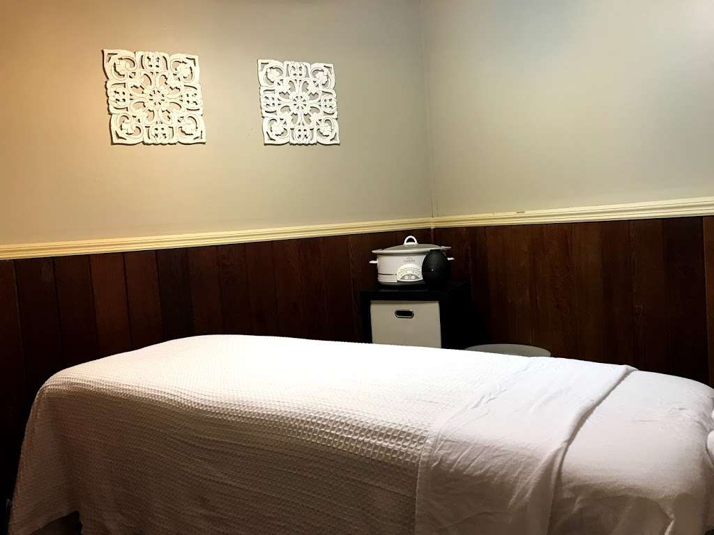 Massage Therapy by Lisa Taylor, LMT | 730 Overlook Dr, Winter Haven, FL 33884, USA | Phone: (863) 236-9066