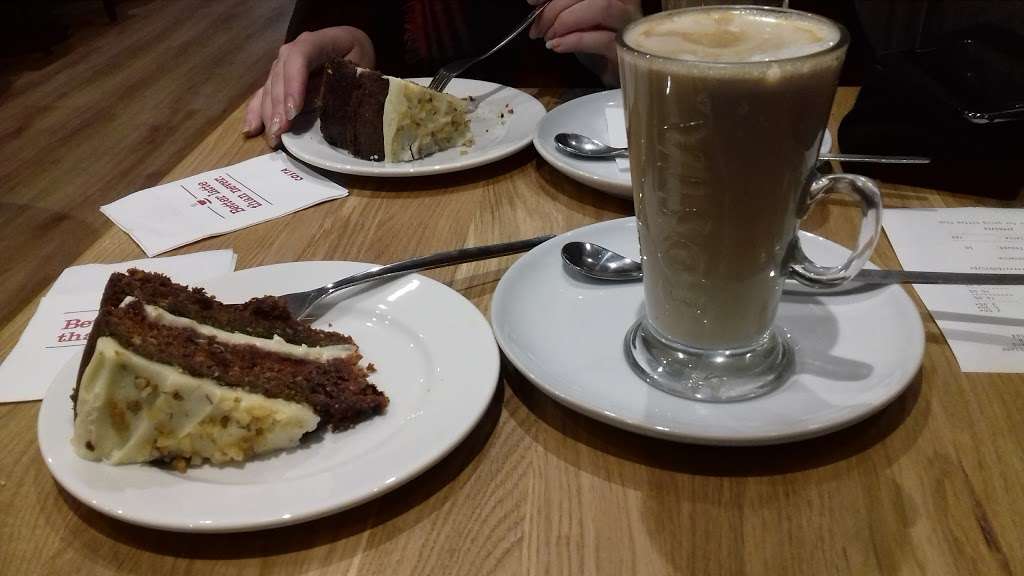 Costa Coffee (New Malden) | 123 High St, New Malden KT3 4BP, UK | Phone: 020 8605 0452