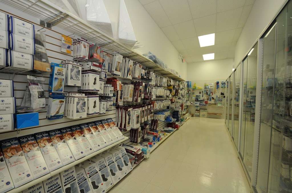 Mark Drugs Pharmacy | 384 E Irving Park Rd, Roselle, IL 60172, USA | Phone: (630) 529-3400