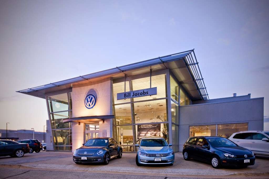 Bill Jacobs Volkswagen | 2211 Aurora Ave, Naperville, IL 60540 | Phone: (630) 848-6600