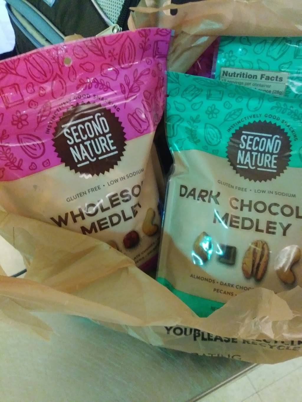 Harris Teeter | 5563 Western Blvd Plaza West, Raleigh, NC 27606, USA | Phone: (919) 859-0110