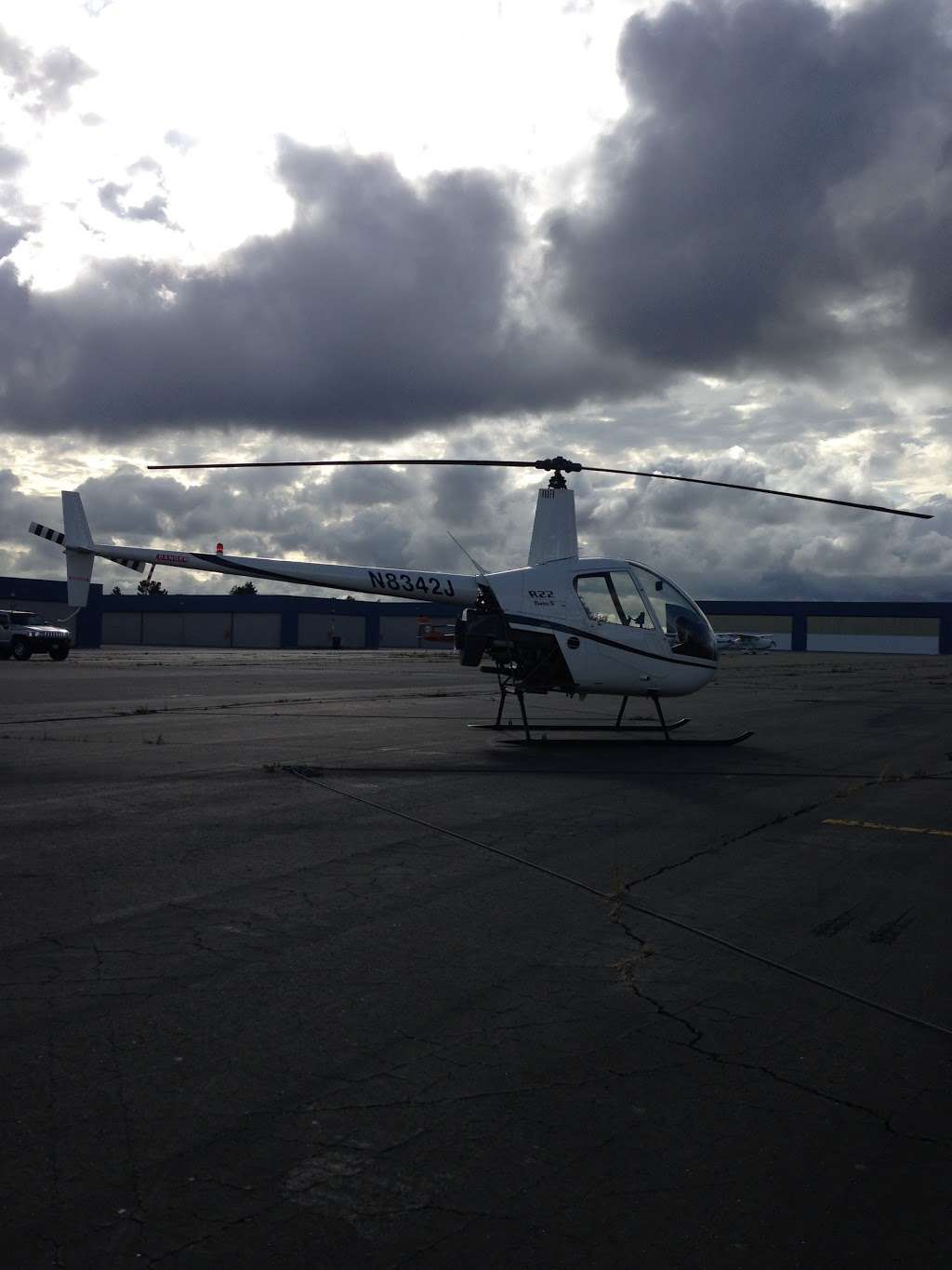 Redwood Helicopters LLC | 561 Sky Ranch Dr ste b, Petaluma, CA 94954, USA | Phone: (707) 339-3352