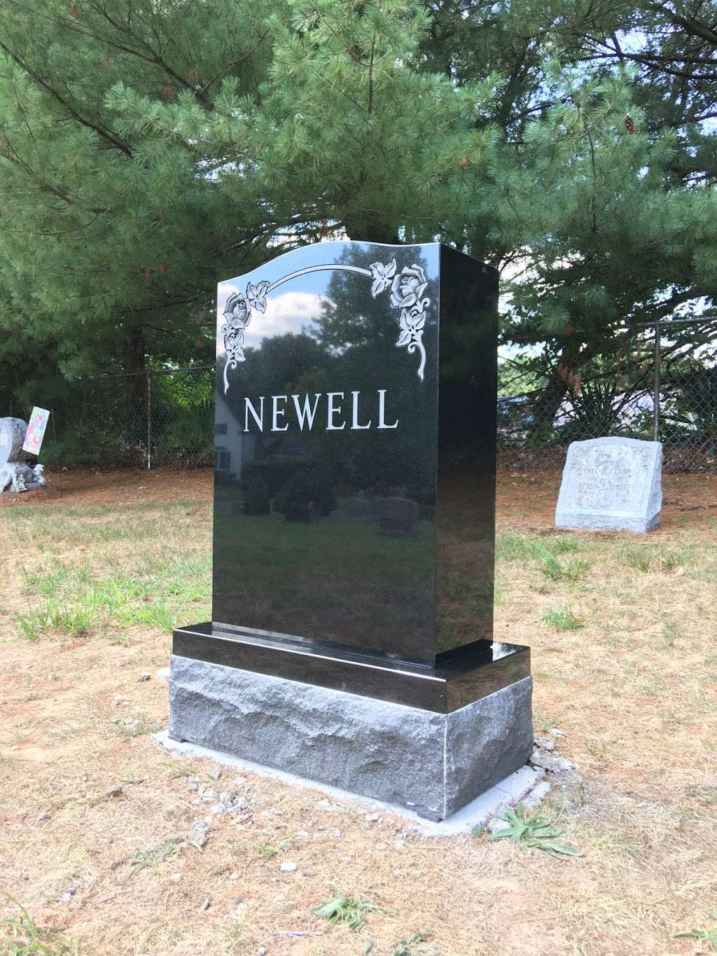 Newell Burying Grounds Inc | 1502 West St, South Attleboro, MA 02703, USA | Phone: (508) 761-9650