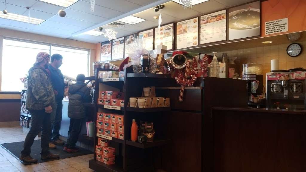 Dunkin | 117 Newbury St (Rt 1 N, Peabody, MA 01960, USA | Phone: (978) 536-2617