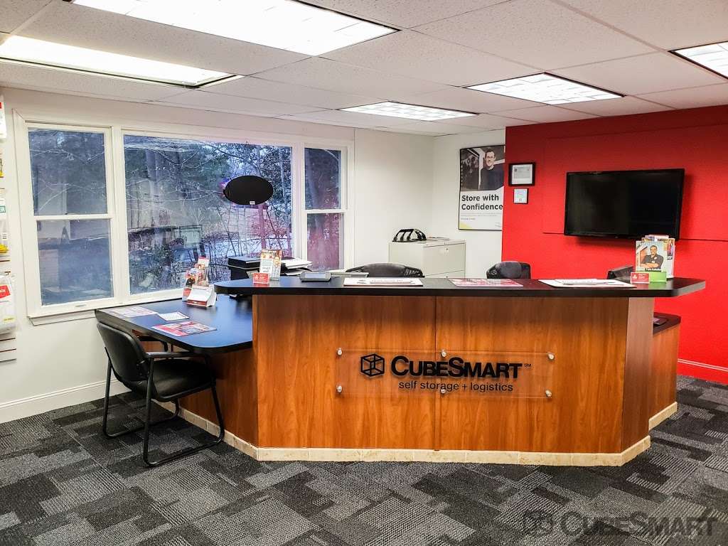 CubeSmart Self Storage | 22465 Indian Bridge Rd, California, MD 20619 | Phone: (301) 997-0448