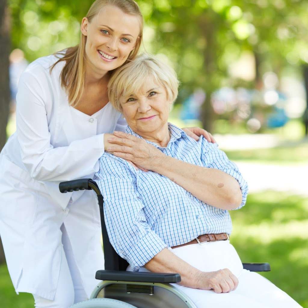 Signature Agency Home Care Services | 15 Spinning Wheel Rd Ste 236, Hinsdale, IL 60521, USA | Phone: (630) 270-9800