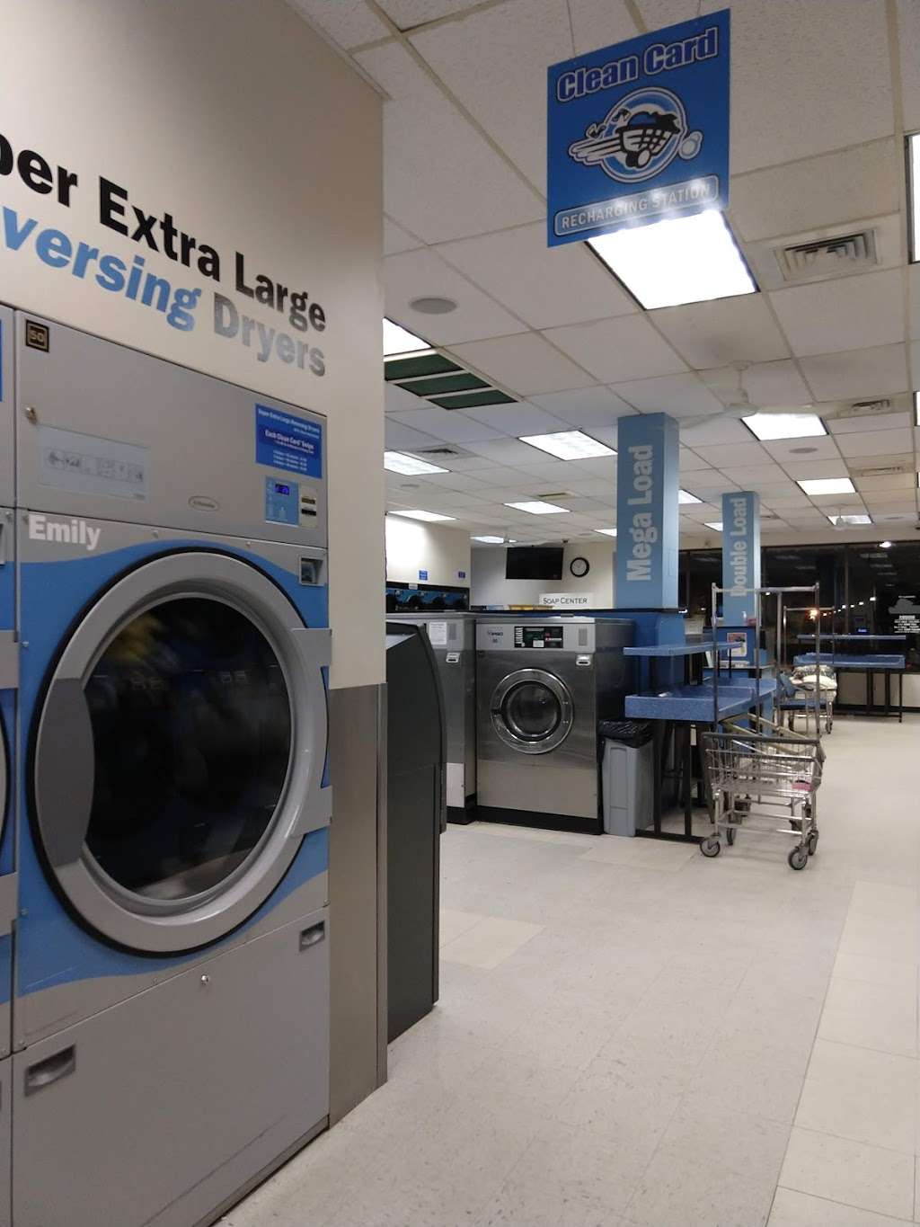 Quick and Clean Laundromat | 487 Amherst St, Nashua, NH 03063, USA | Phone: (603) 882-6054