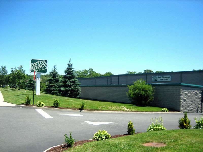 Extra Space Storage | 281 Indian Head Rd, Kings Park, NY 11754, USA | Phone: (631) 544-0200