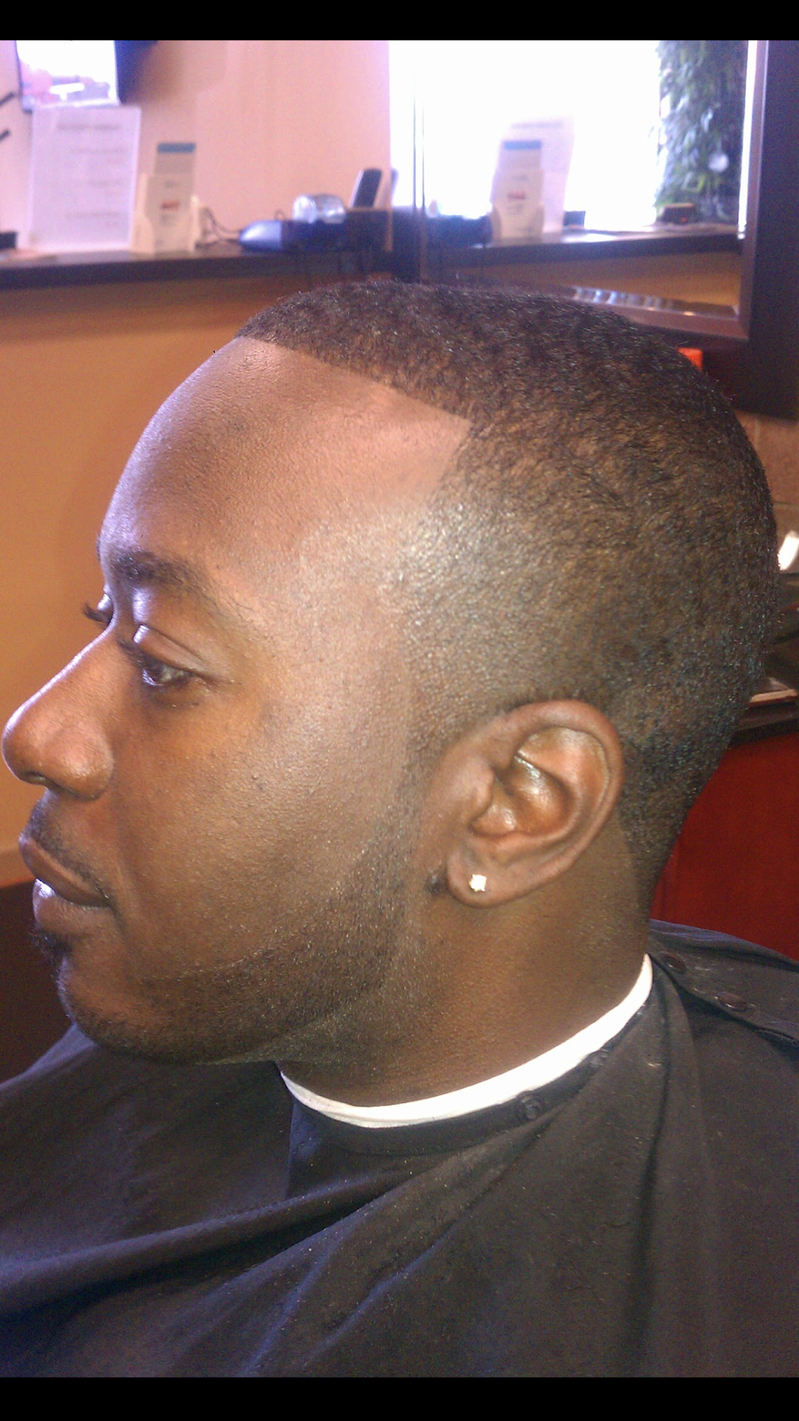 Cruz Cutz Barber Salon | 5434 W Broad St, Columbus, OH 43228, USA | Phone: (614) 870-7467