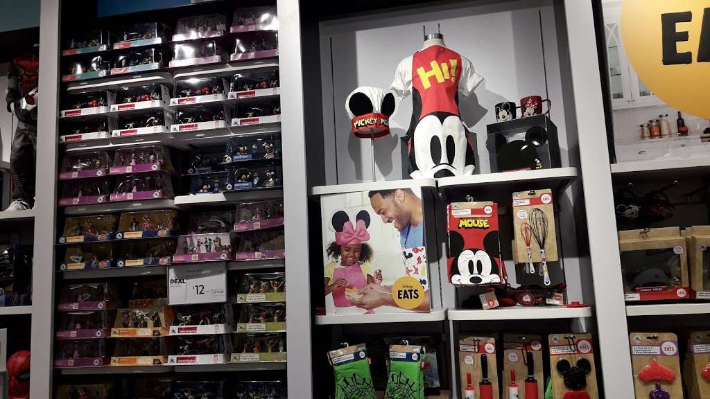 Disney Store | 191 Marigold Ct, Central Valley, NY 10917, USA | Phone: (845) 928-7550