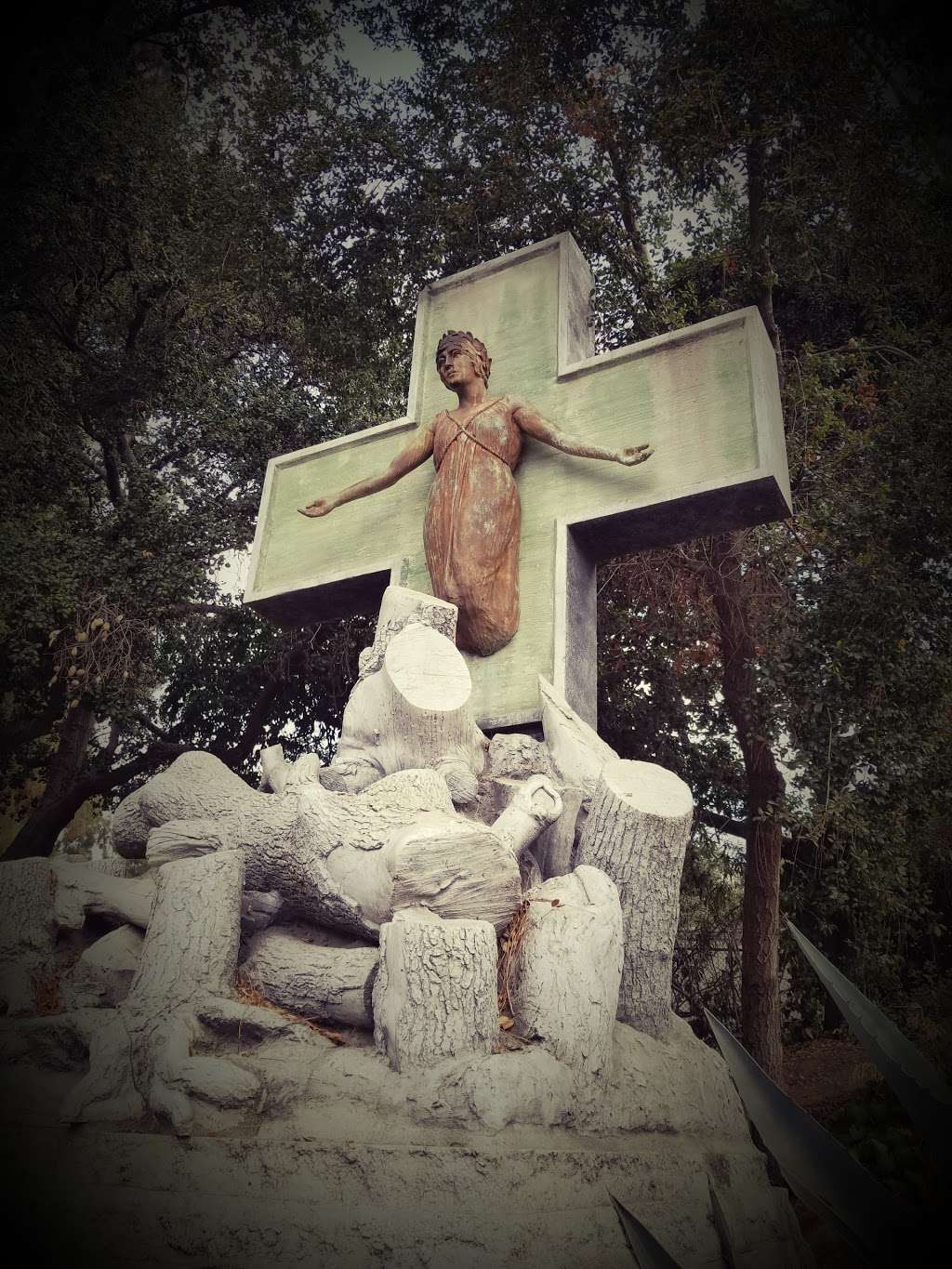 The American Green Cross Statue | 1601 W Mountain St, Glendale, CA 91201