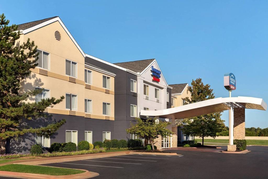 Fairfield Inn & Suites by Marriott Tulsa Central | 3214 S 79th E Ave, Tulsa, OK 74145 | Phone: (918) 663-0000