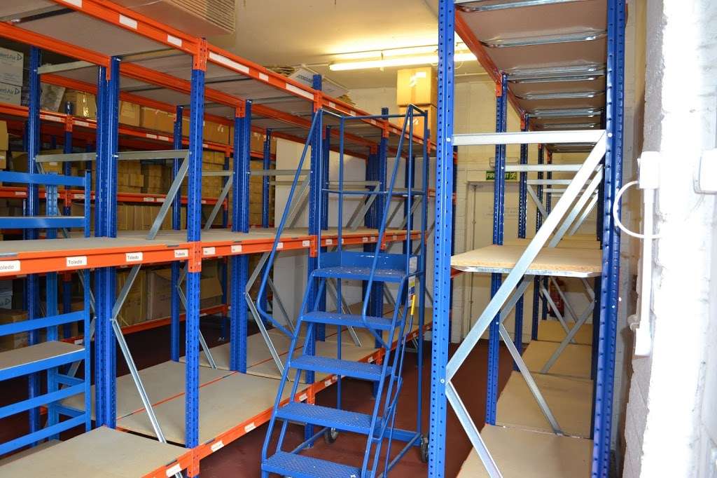 Rapid Self Storage | 2, Crowhurst Hop Farm, Bullen Ln, East Peckham, Tonbridge TN12 5LP, UK | Phone: 01622 812133