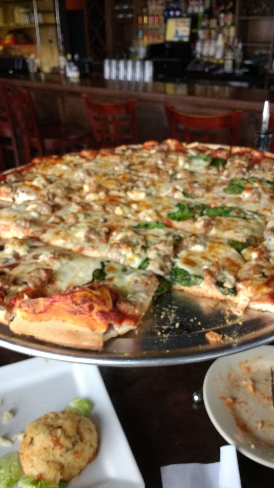 Frankie Ds Vino & Pizzeria | 6316 52nd St, Kenosha, WI 53144, USA | Phone: (262) 653-1327