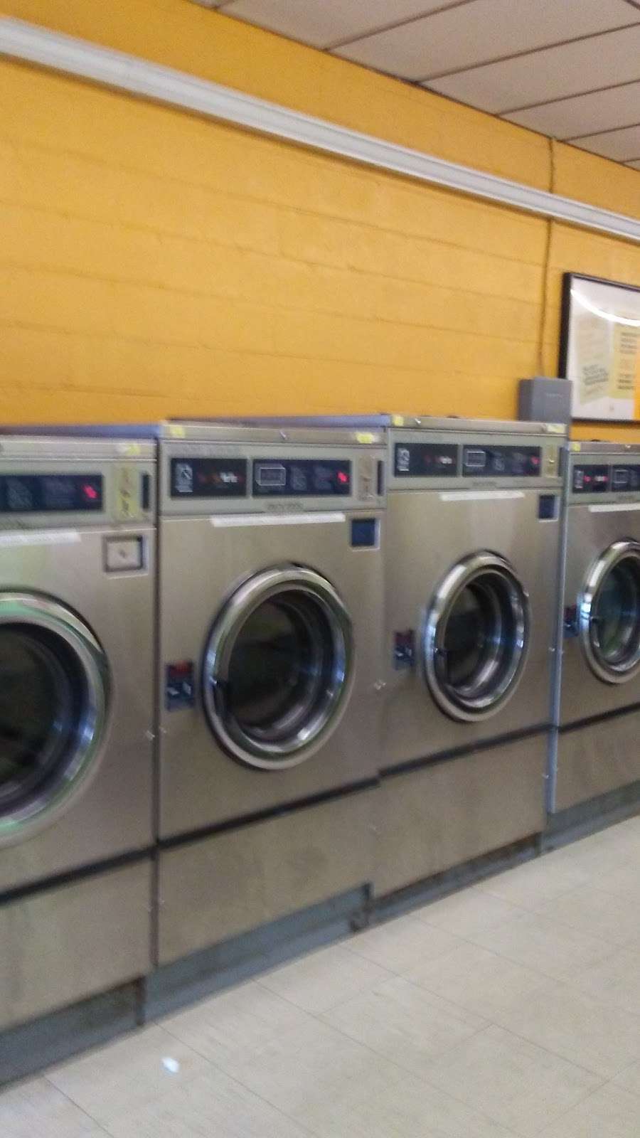 Wash Line Coin-Op Laundromat | 368 S Walnut St, Bath, PA 18014, USA
