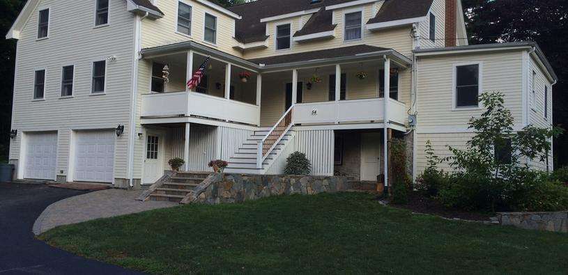 Maverick Bed & Breakfast | 54 Maverick St, Marblehead, MA 01945, USA | Phone: (781) 639-0693