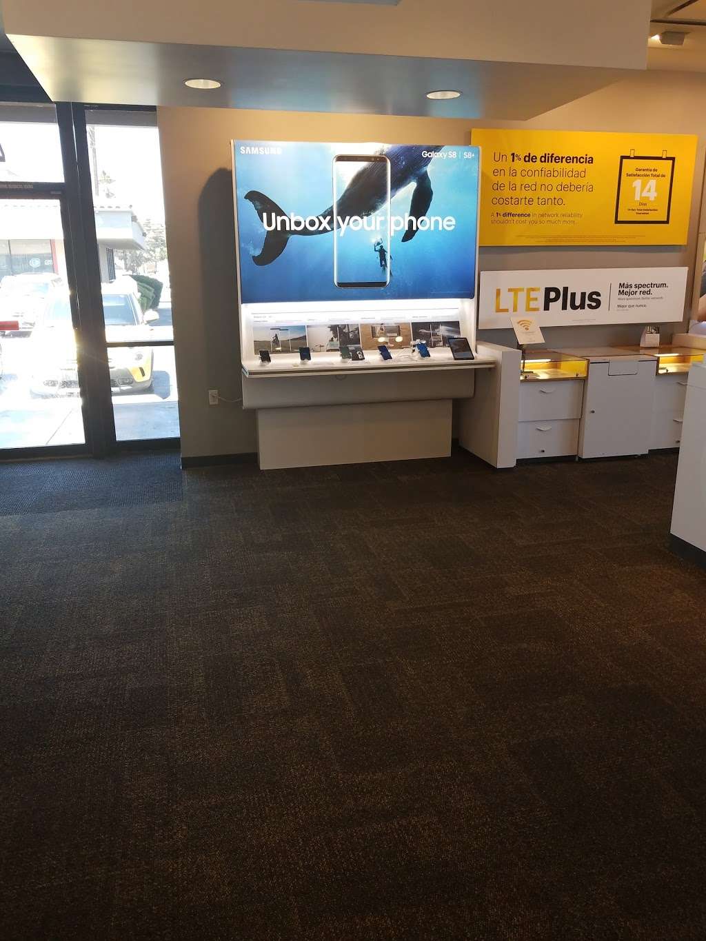 Sprint Store | 4255 E Charleston Blvd Ste B, Las Vegas, NV 89104, USA | Phone: (702) 431-9466