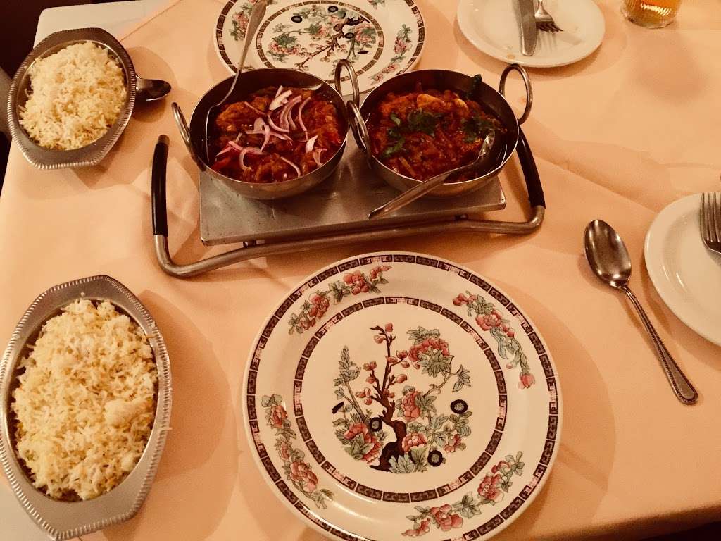 Broadway Tandoori | 252 The Broadway, London SW19 1SB, UK | Phone: 020 8542 7697