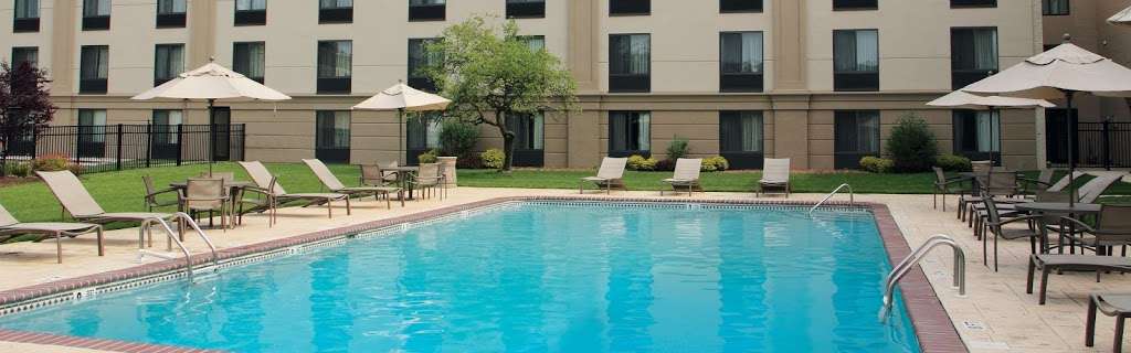 Holiday Inn East Windsor - Cranbury Area | 399 Monmouth St, East Windsor, NJ 08520, USA | Phone: (609) 448-7000