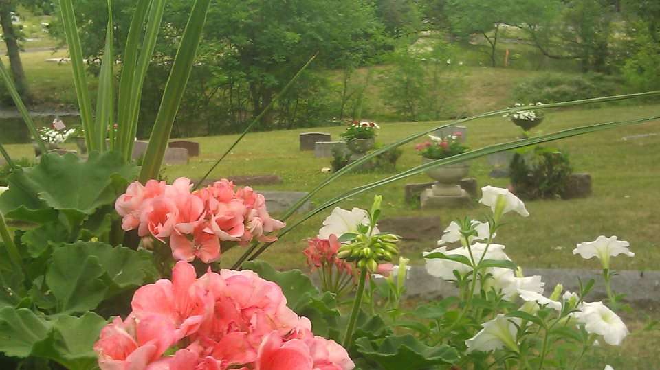 Bronswood Cemetery | 3805 Madison St, Oak Brook, IL 60523 | Phone: (630) 323-0185