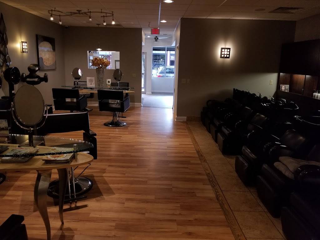 Cortos Blow Dry Bar | 20 Buffalo St, Hamburg, NY 14075, USA | Phone: (716) 648-3120