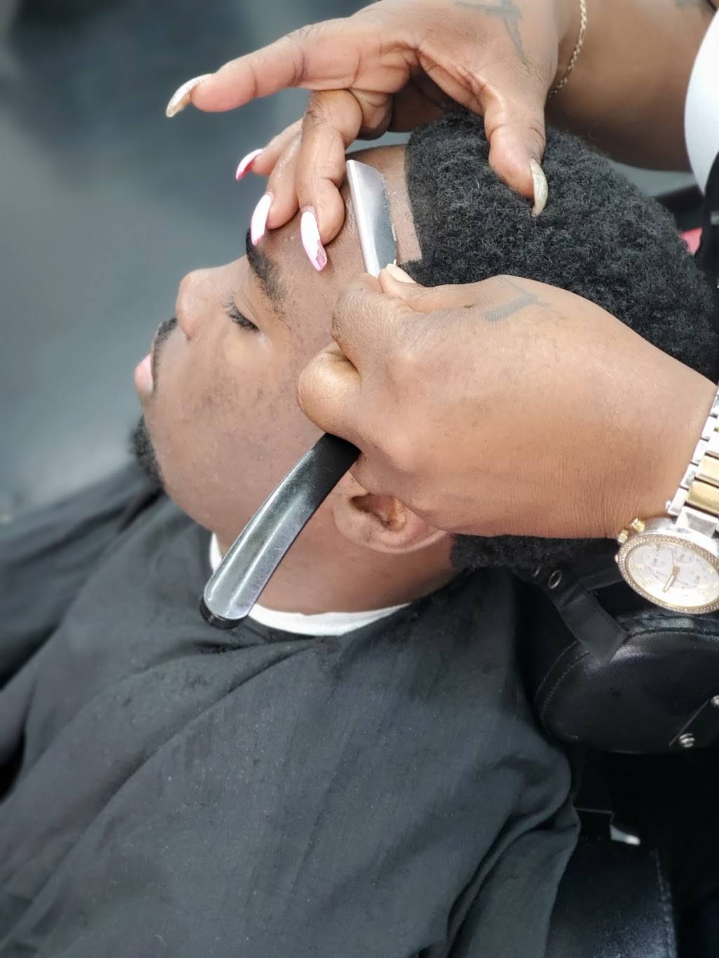 Signature barber shop | 261 Rosser St SW, Atlanta, GA 30314, USA | Phone: (404) 957-2490