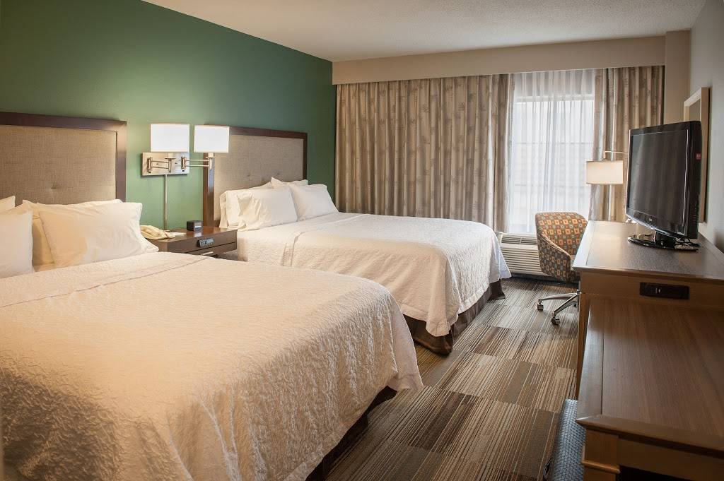 Hampton Inn & Suites New Orleans-Convention Center | 1201 Convention Center Blvd, New Orleans, LA 70130, USA | Phone: (504) 566-9990