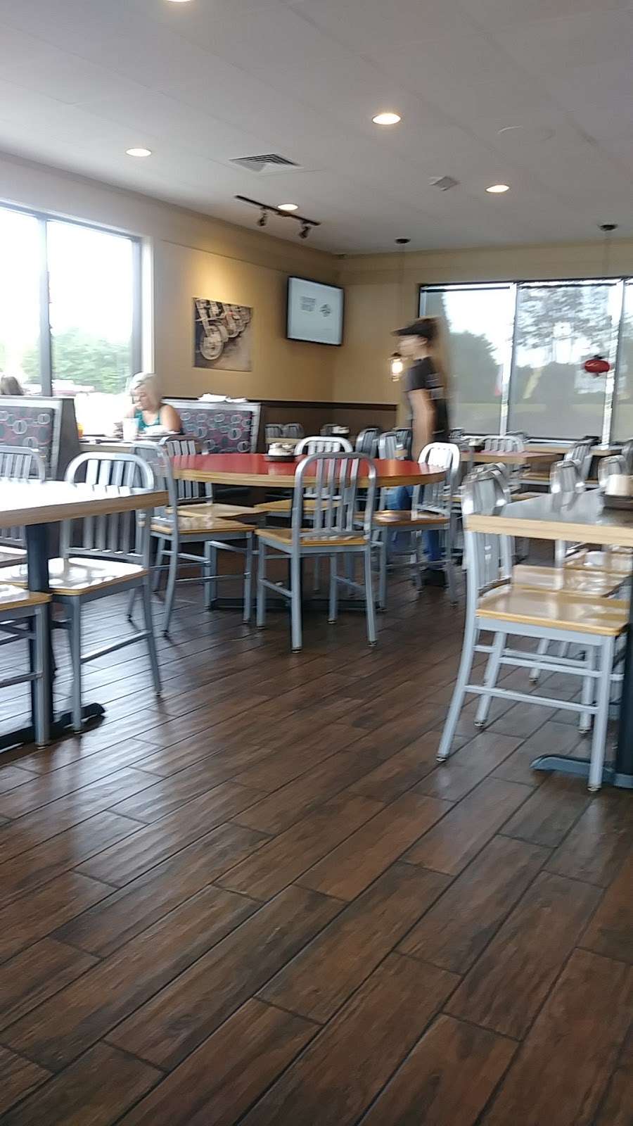 Pizza Hut | 212 S Van Lingle Mungo Blvd, Pageland, SC 29728, USA | Phone: (843) 675-2100