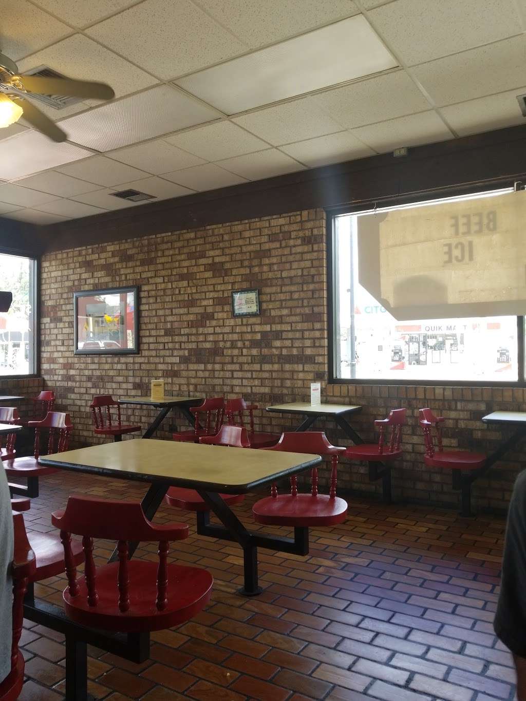 Mr As Italian Beef | 475 W Virginia St, Crystal Lake, IL 60014, USA | Phone: (815) 459-9150